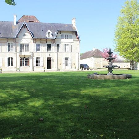 Chateau Du Mesnil Soleil , Gites Et Chambres D'Hotes Damblainville Exterior foto