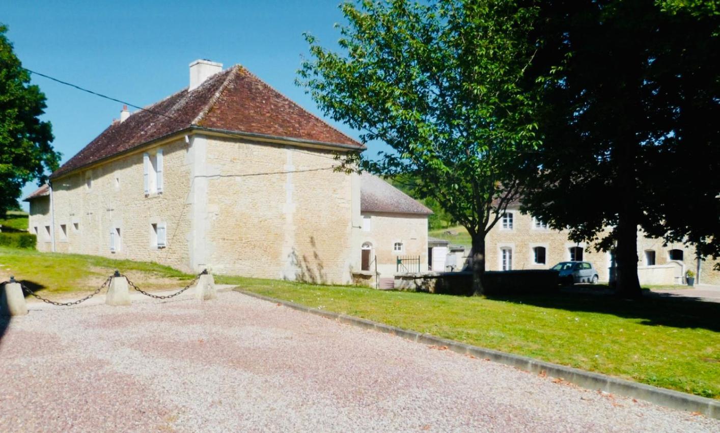 Chateau Du Mesnil Soleil , Gites Et Chambres D'Hotes Damblainville Habitación foto